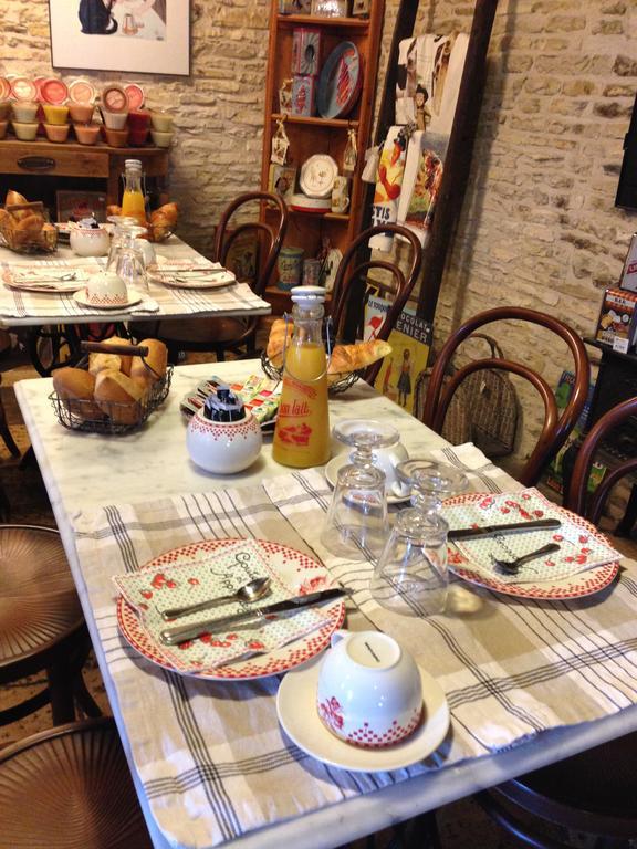 Logis Hotel La Grange Du Relais كولومبيه-ليه-دو-إغليز المظهر الخارجي الصورة